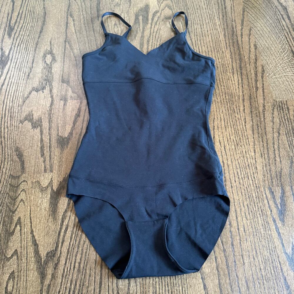 Yummie Heather Thomson Black One Piece Shape Wear Slimming Bodysuit Size Small